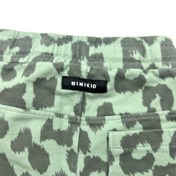 Minikid Green Animal Print Shorts - Picture 5 of 7